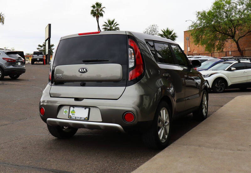 2018 Kia Soul +