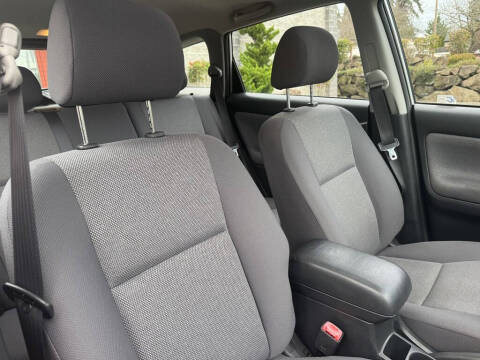 2004 Toyota Matrix XR