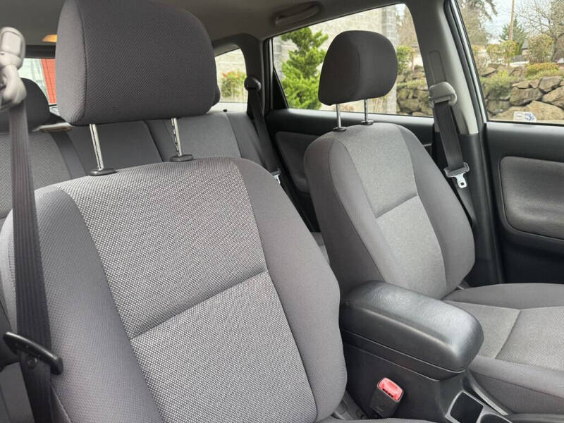 2004 Toyota Matrix XR