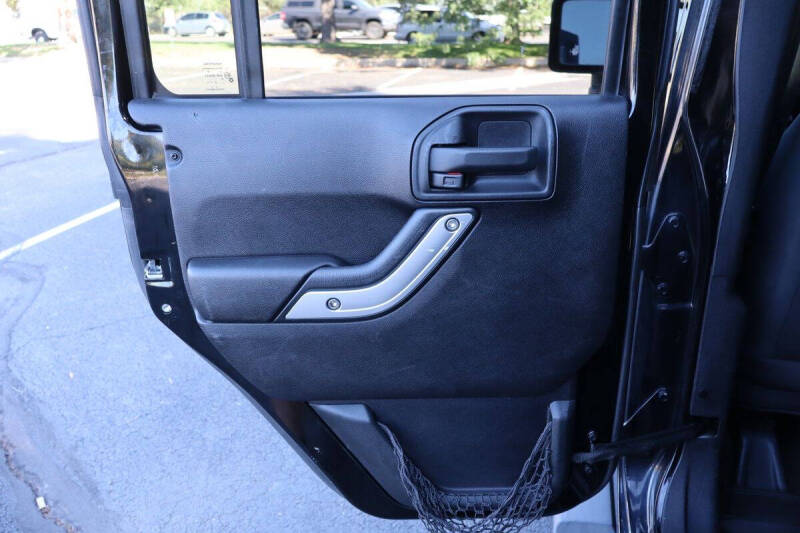 2011 Jeep Wrangler Unlimited Sahara