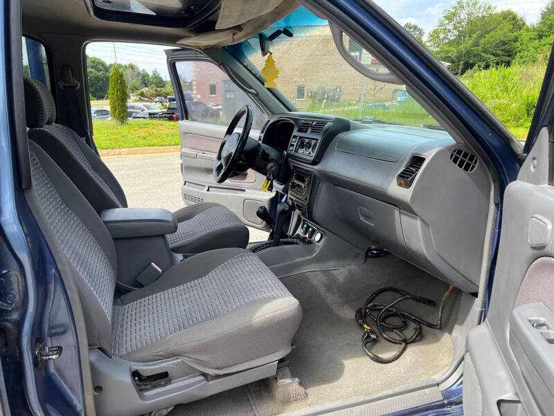 2000 Nissan Xterra SE