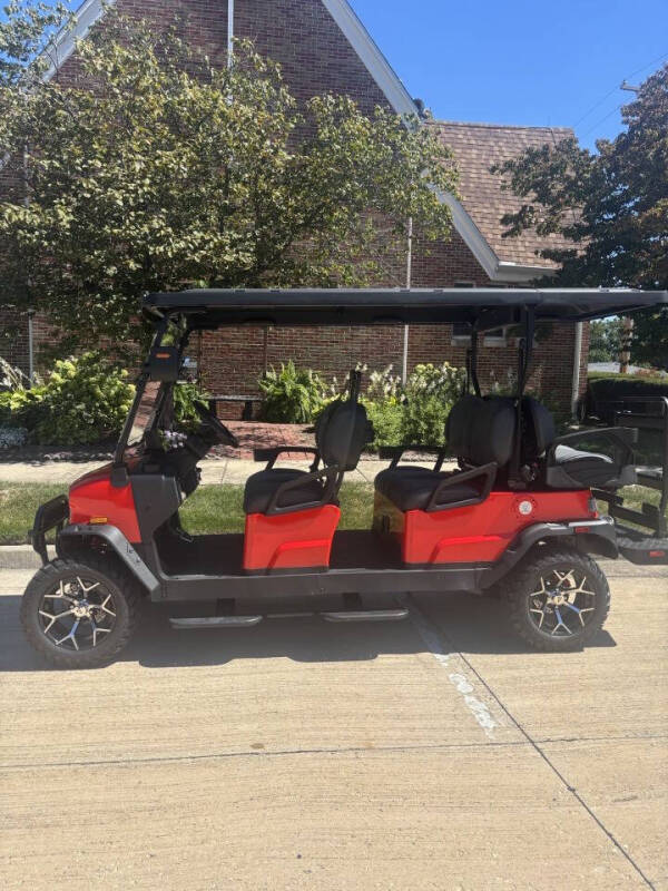 2025 Denago EV Rover XL6