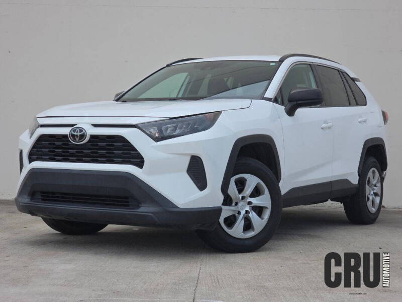 2020 Toyota RAV4 LE