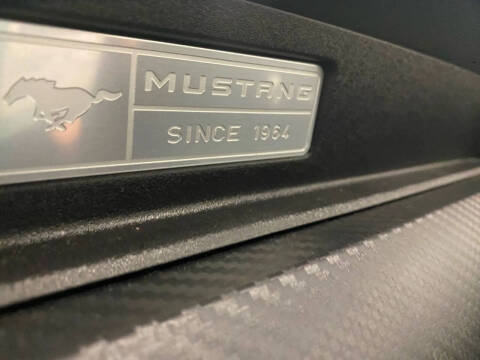 2017 Ford Mustang V6