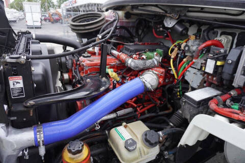 2015 Freightliner M2 106