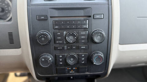 2009 Ford Escape XLS