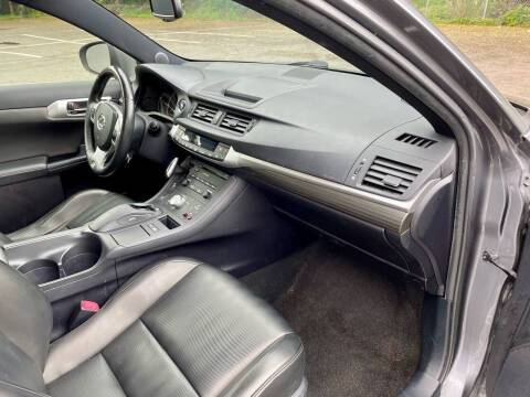 2012 Lexus CT 200h Premium