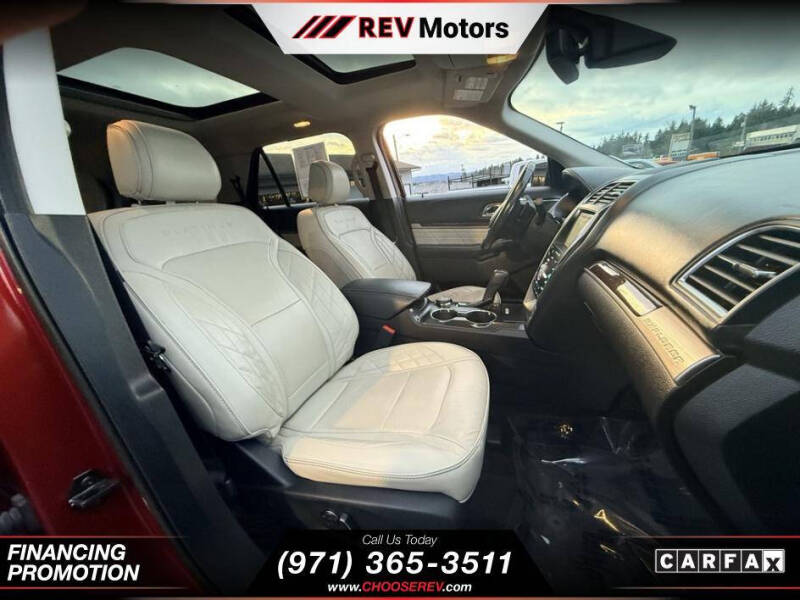 2017 Ford Explorer Platinum