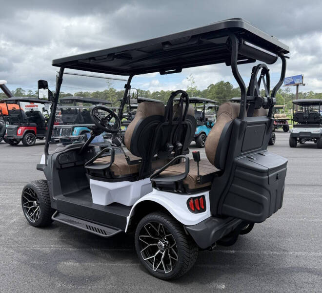 2026 ROYAL   R - Series