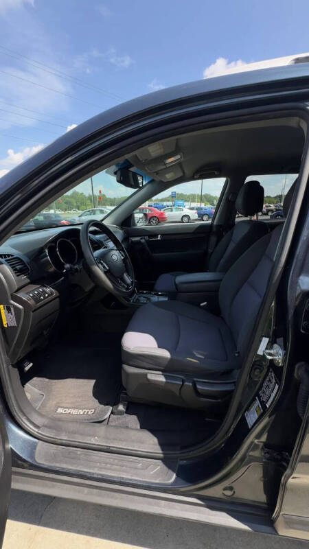 2012 Kia Sorento LX