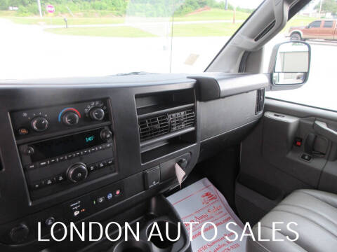 2025 GMC Savana 2500