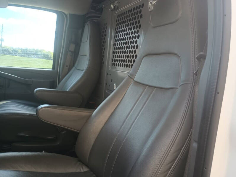 2019 Chevrolet Express 2500