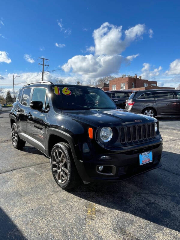 2016 Jeep Renegade Latitude photo 3