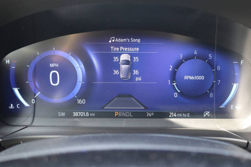 2022 Ford Escape Titanium