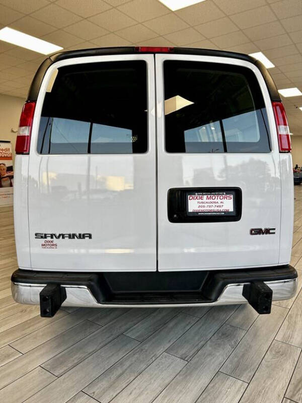 2024 GMC Savana 2500