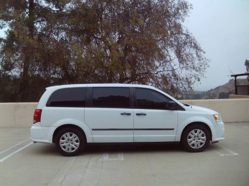 2016 Dodge Grand Caravan American Value Package