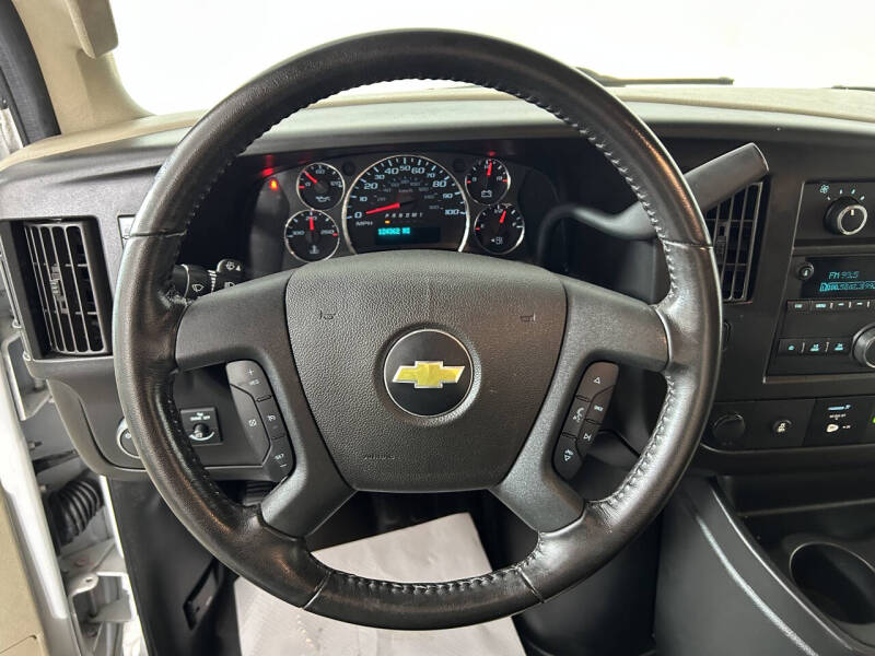 2021 Chevrolet Express 2500