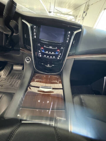 2018 Cadillac Escalade Premium Luxury