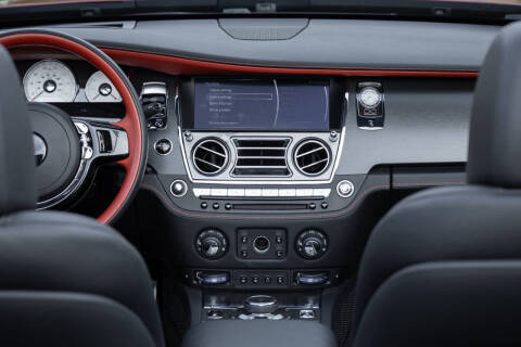 2019 Rolls-Royce Black Badge Dawn