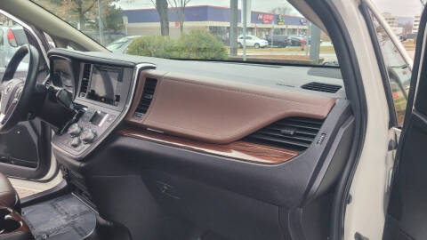 2015 Toyota Sienna Limited Premium 7-Passenger