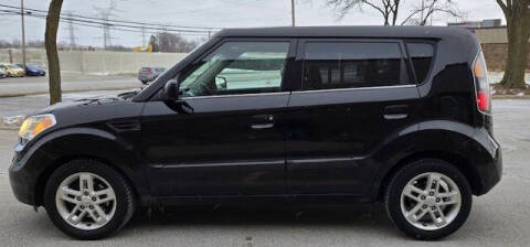 2010 Kia Soul +
