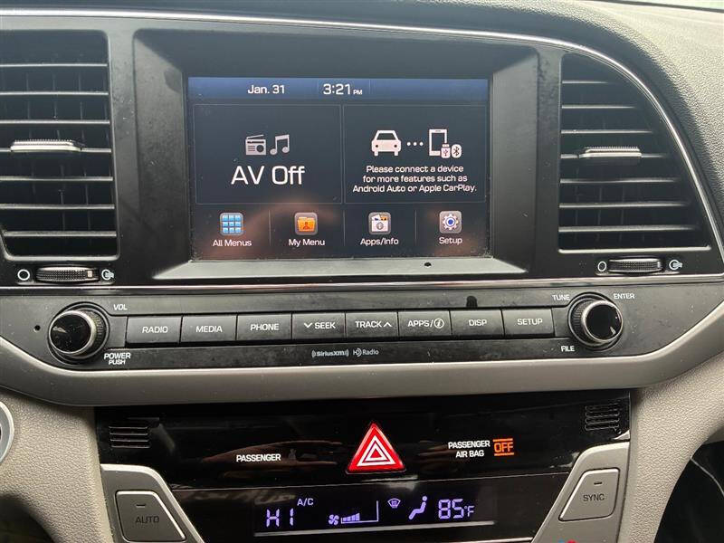 2018 Hyundai Elantra