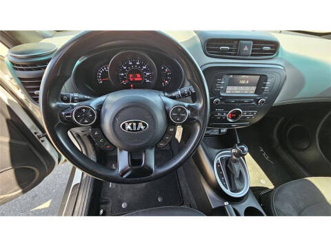 2017 Kia Soul +