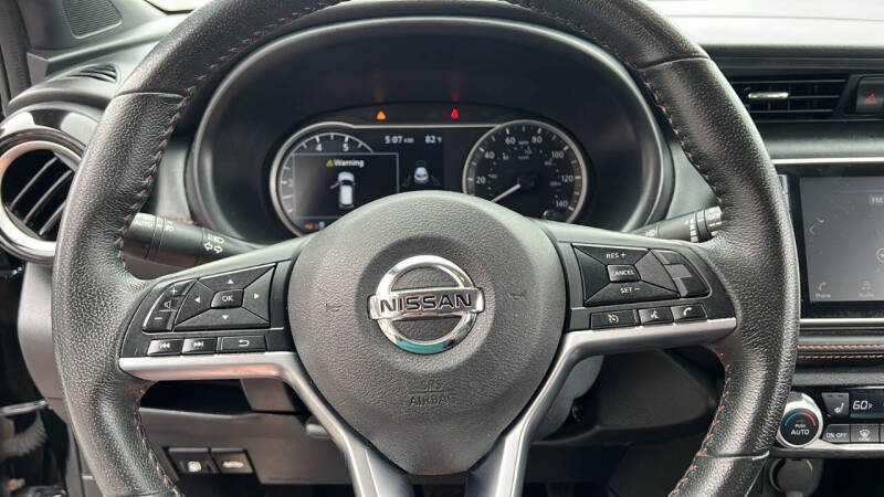 2019 Nissan Kicks SR