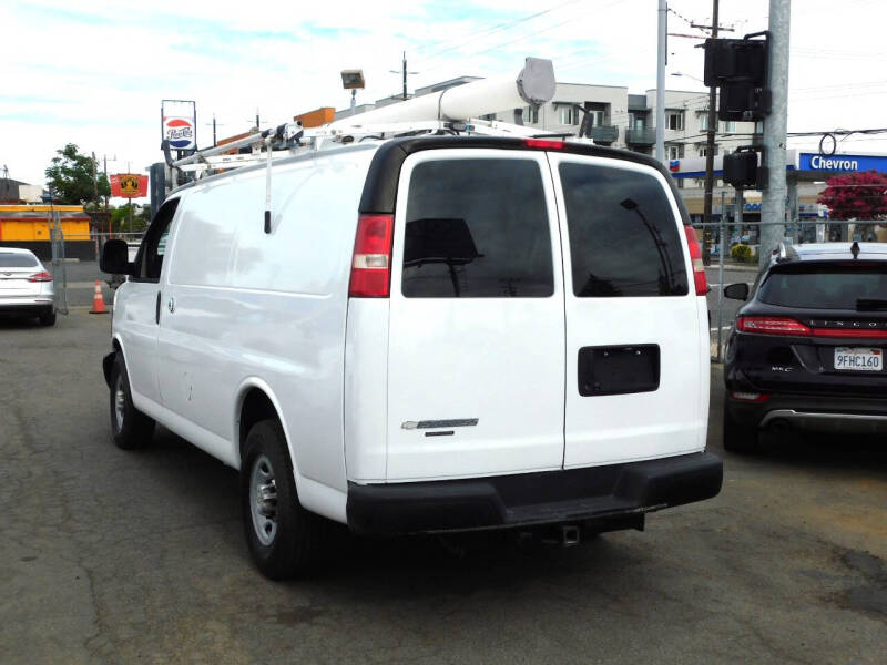 2013 Chevrolet Express 2500