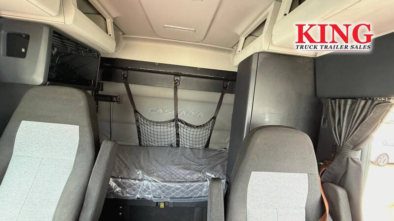 2020 Freightliner Cascadia