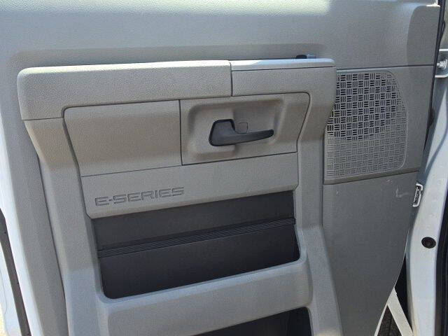 2024 Ford E-Series
