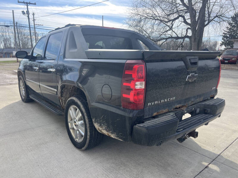 2009 Chevrolet Avalanche LS
