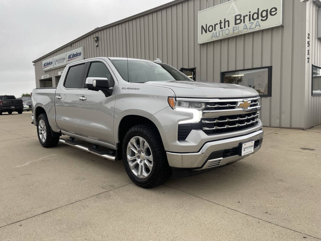 2022 Chevrolet Silverado 1500 LTZ's photo