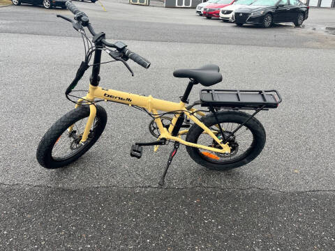 2025 Benelli E-Fold 500