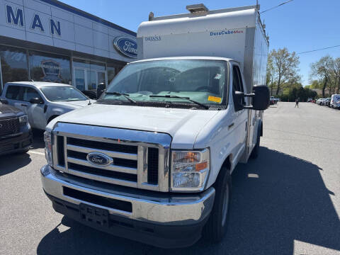 2022 Ford E-Series