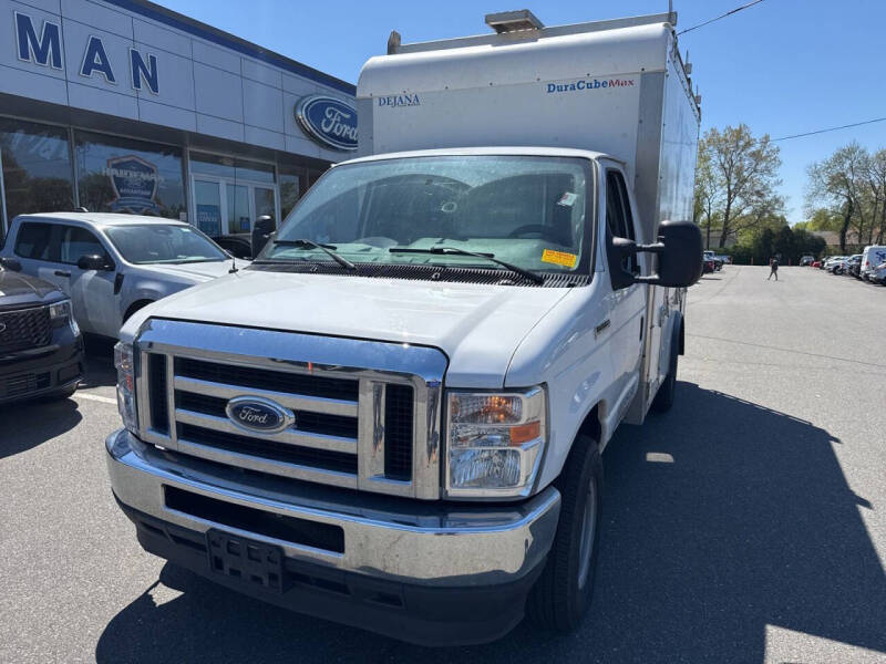 2022 Ford E-Series