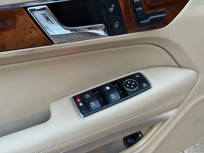 2012 Mercedes-Benz S-Class S 550