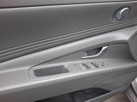 2023 Hyundai Elantra