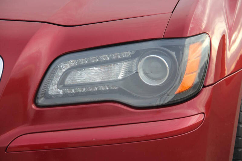 2012 Chrysler 300 S V6