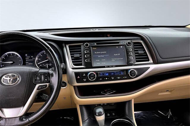 2017 Toyota Highlander XLE