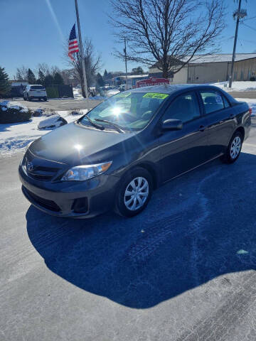 2011 Toyota Corolla for sale at Ideal Auto Sales, Inc. in Waukesha WI