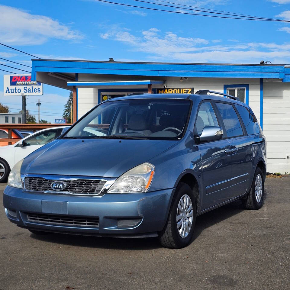 2011 Kia Sedona for sale at Marquez Auto Sales LLC in Hubbard, OR