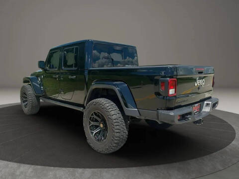 2022 Jeep Gladiator Overland