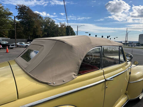 1948 Ford Super Deluxe