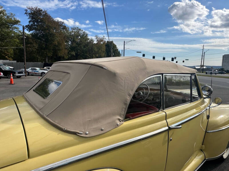 1948 Ford Super Deluxe