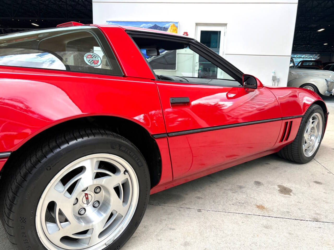 1990 Chevrolet Corvette 18