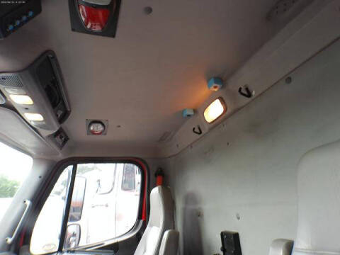2016 Freightliner M2 106