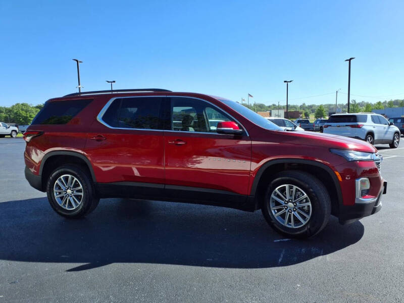2023 Chevrolet Traverse LT Cloth