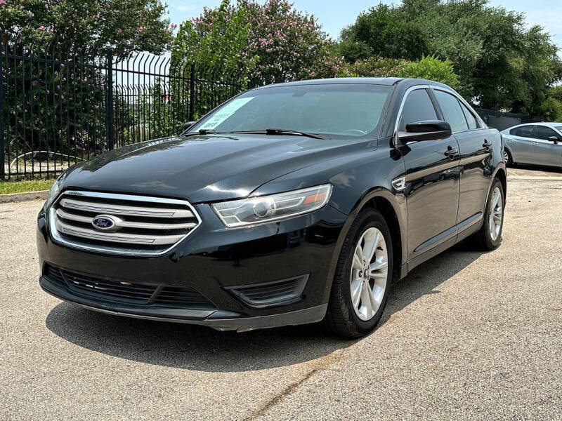 2018 Ford Taurus SEL