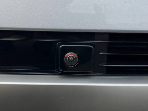 2025 Land Rover Range Rover P400 SE